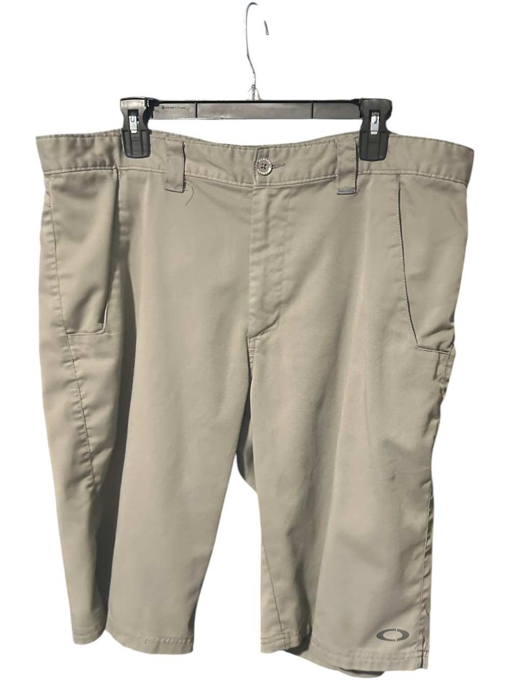 Oakley Cargo Shorts Gray Size 40W